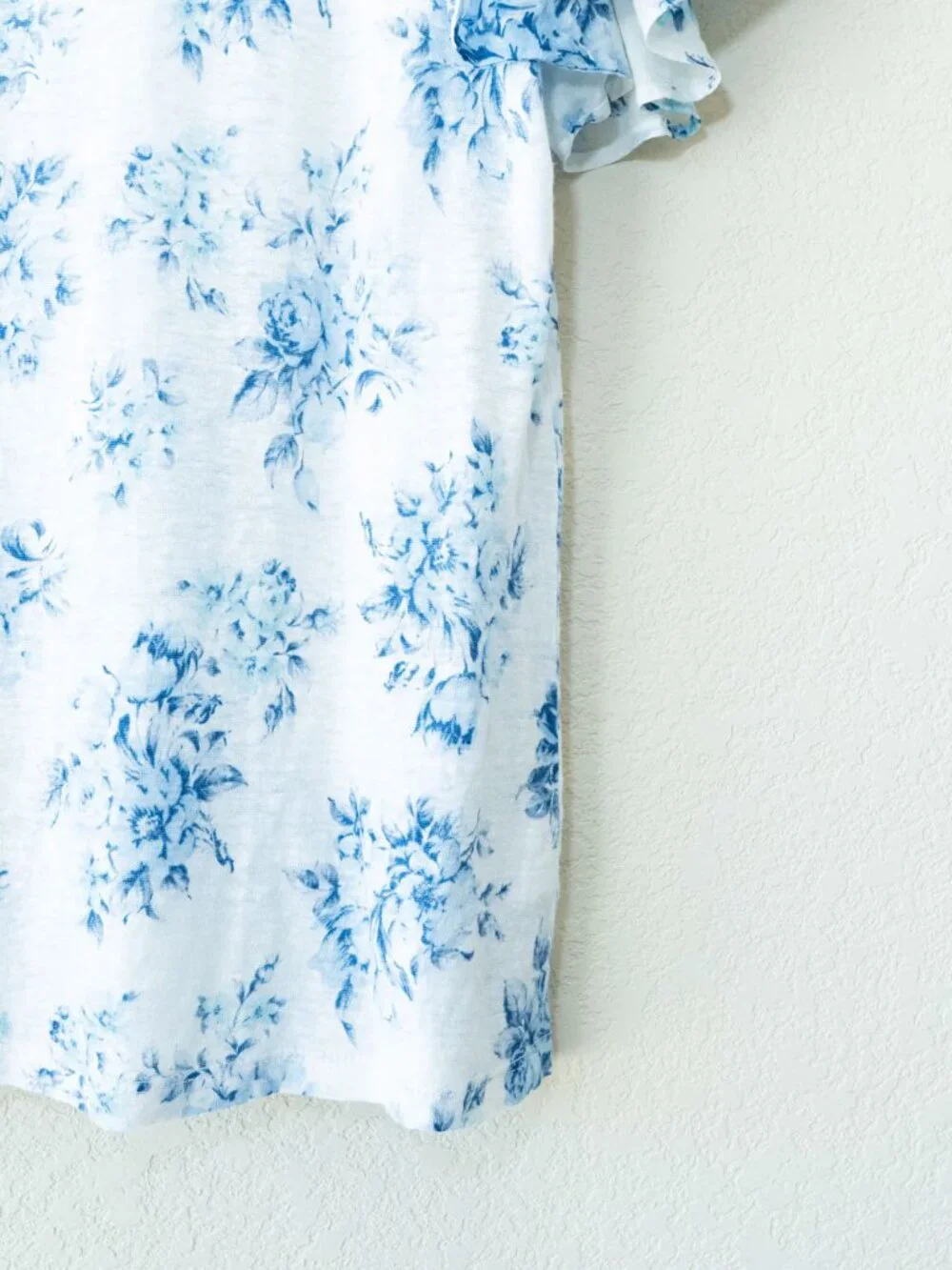 LOFT 100% Linen Blouse Womens L White Blue Floral Puff Sleeve Cottagecore